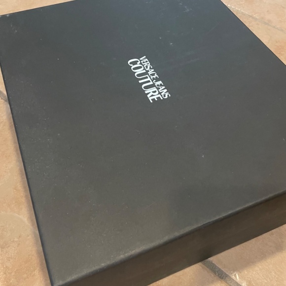 Versace Jeans Couture - Picture 15 of 16